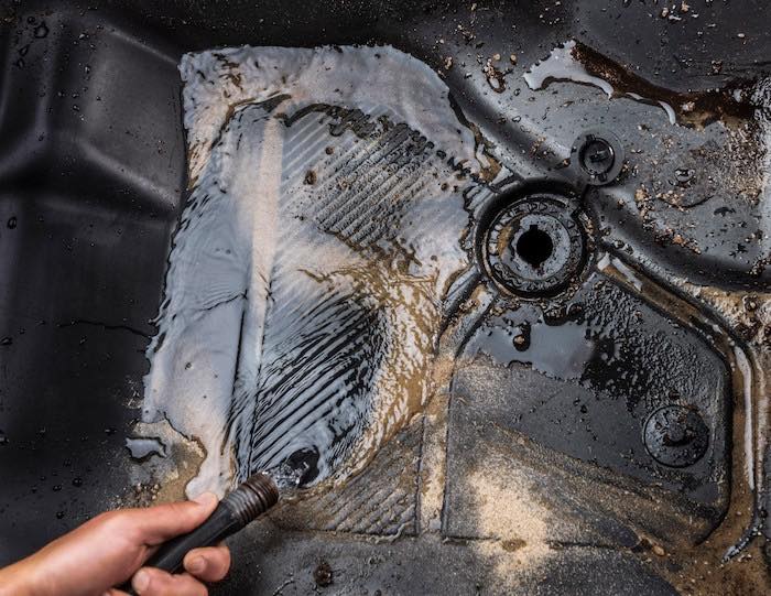 Ford Bronco Floor Mats and Water Feature