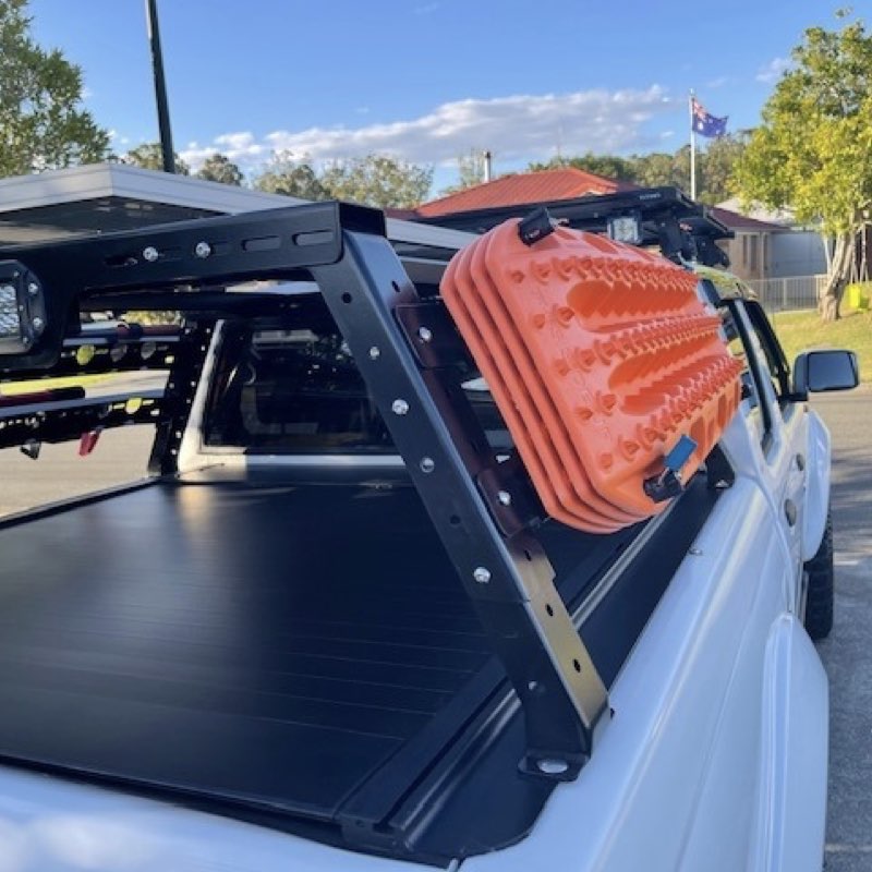 offroad rack with bed cover